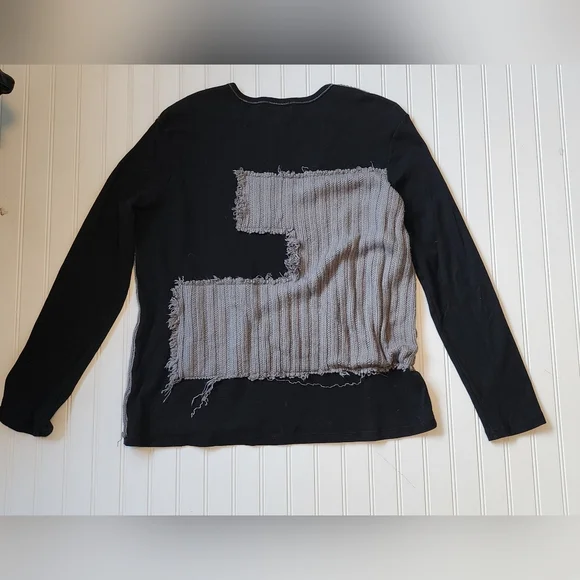 Sold - Picture 2 of 4